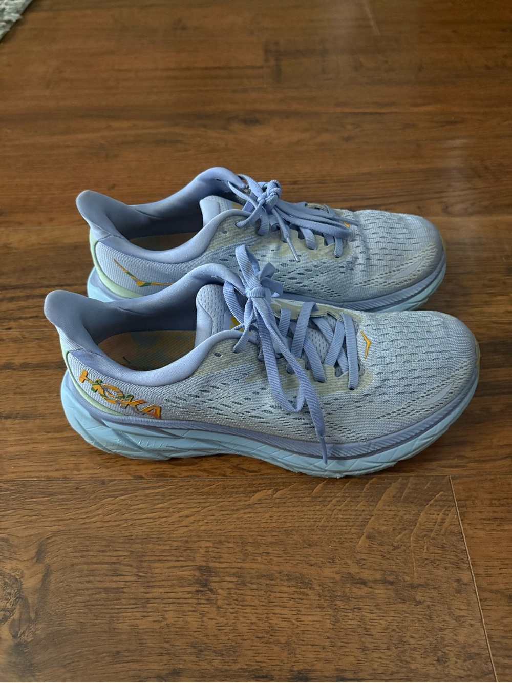 HOKA Clifton 8 Women’s 7.5B Lavender Light Purple Running Shoes
